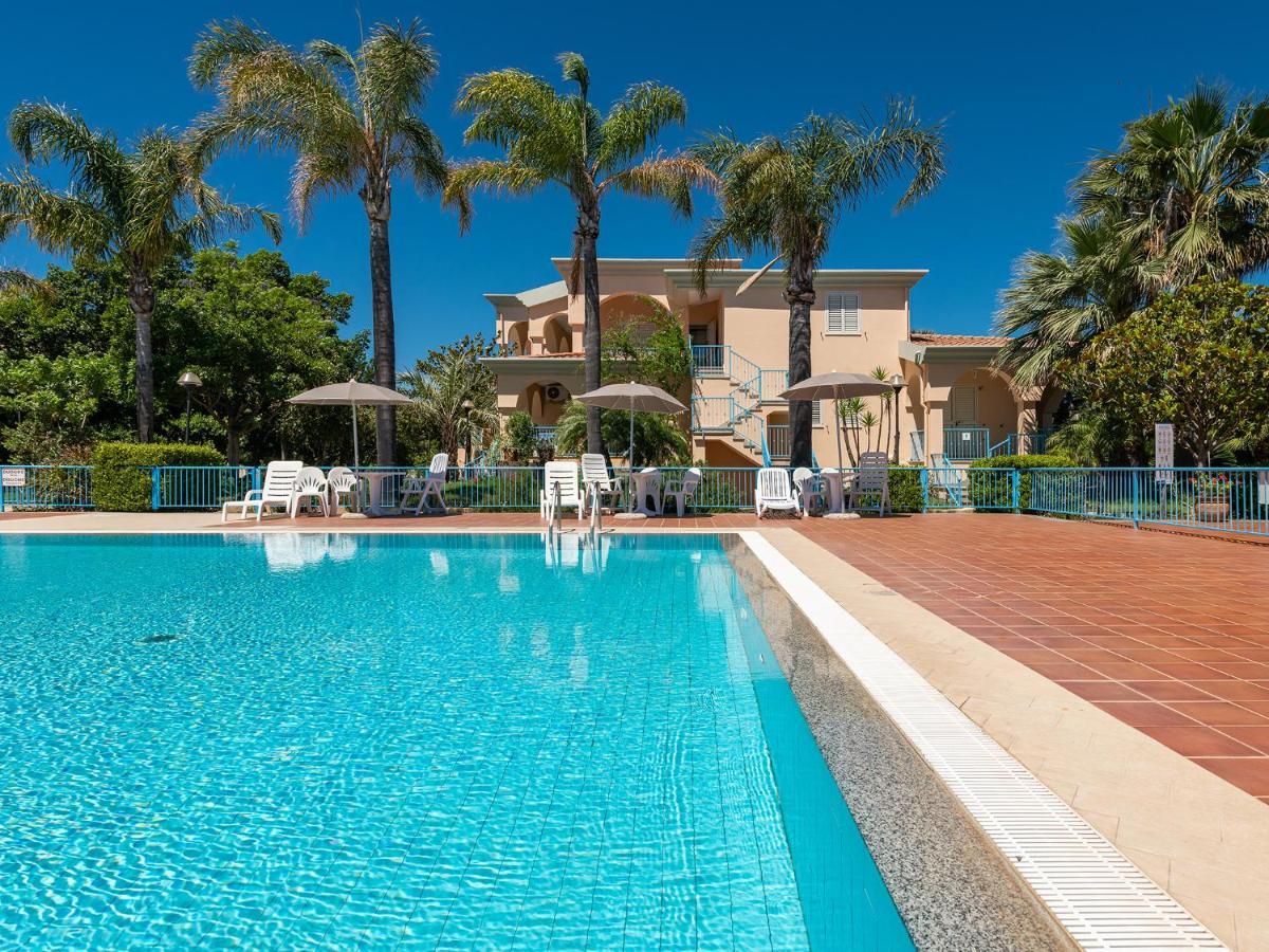 Mare Azzurro Aparthotel Cardedu Εξωτερικό φωτογραφία