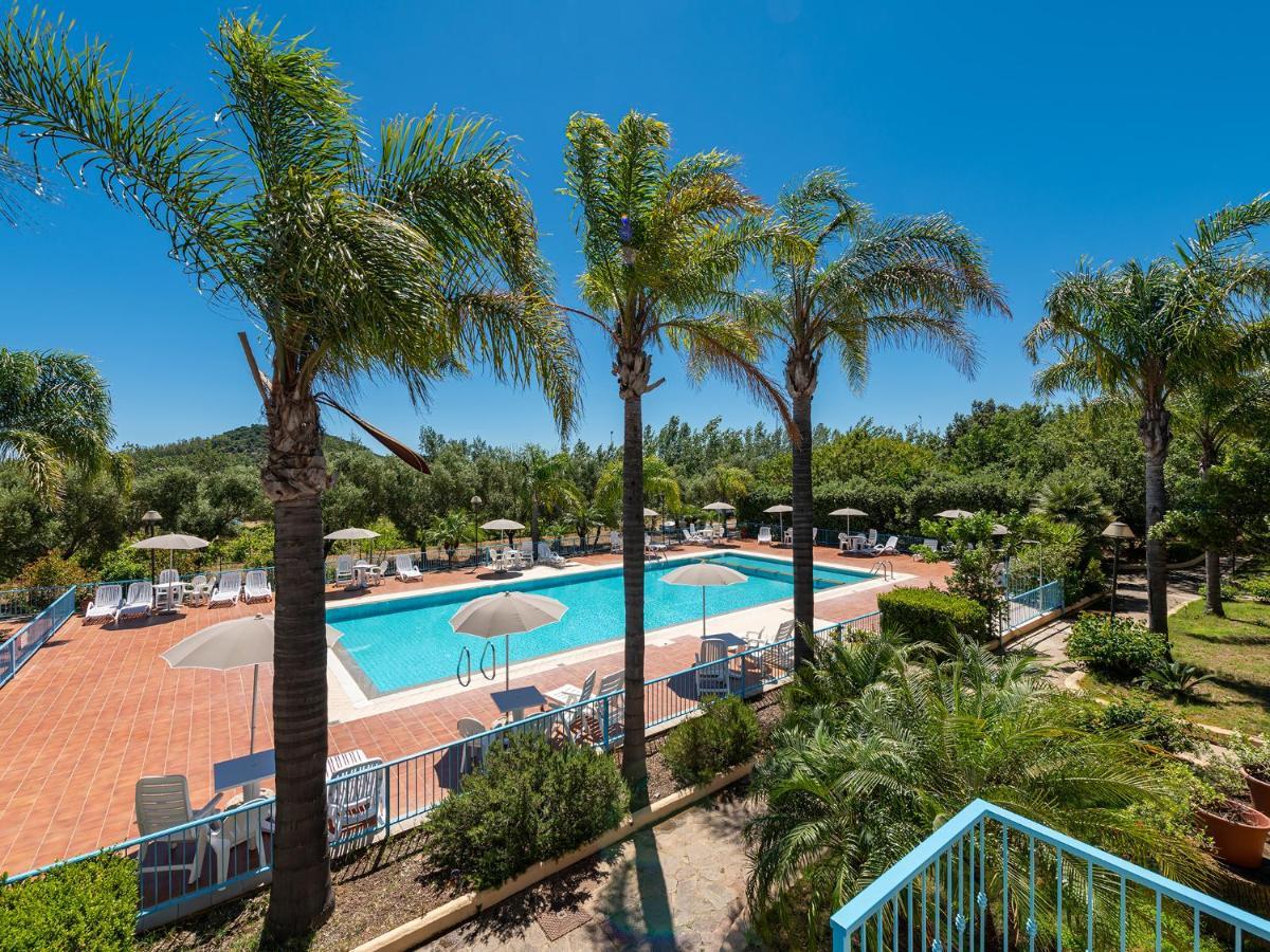 Mare Azzurro Aparthotel Cardedu Εξωτερικό φωτογραφία