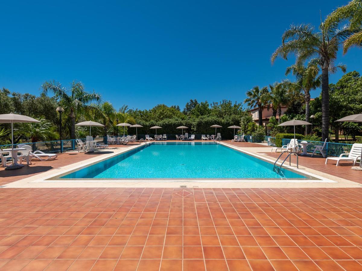 Mare Azzurro Aparthotel Cardedu Εξωτερικό φωτογραφία